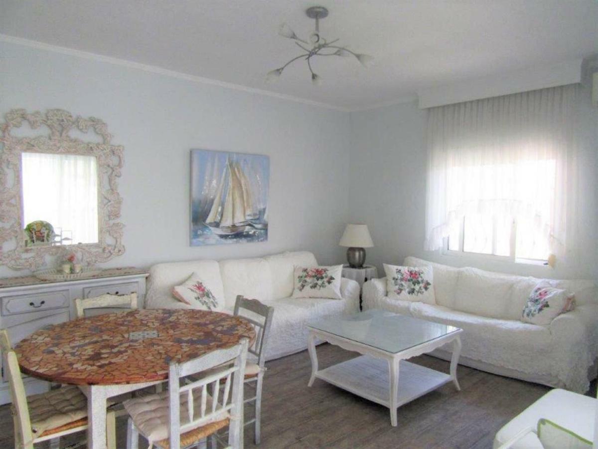 Pefkohori Apart. Near The Beach With Indor Parking And Yard Exteriör bild